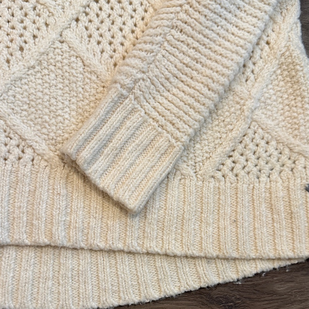 American Eagle Outfitters Cream Open-Knit Diamond Crewneck Sweater - Picture 4 of 9